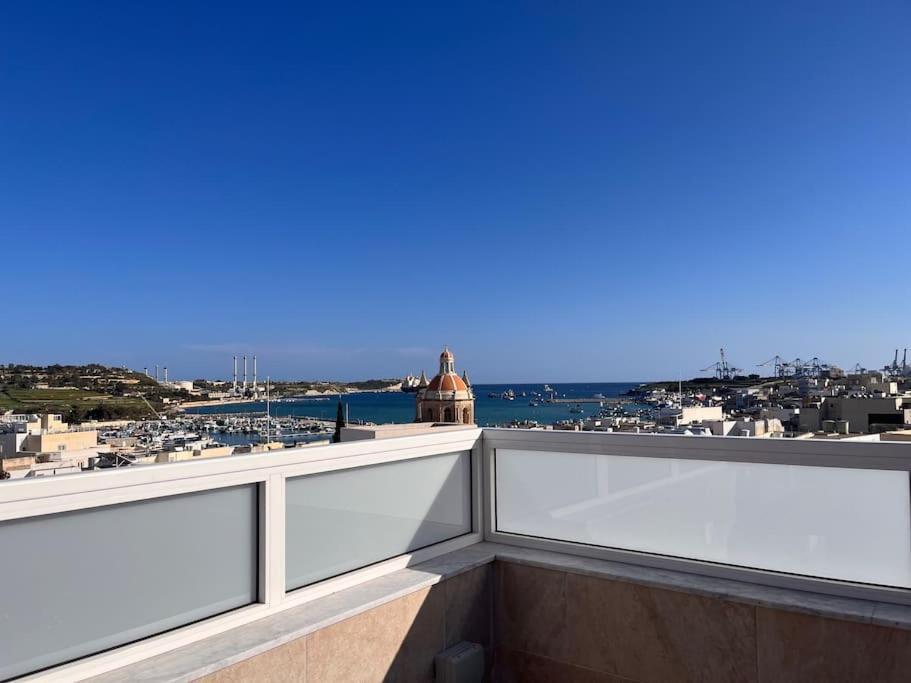 Marsaxlokk 3 Bedroom Penthouse מראה חיצוני תמונה