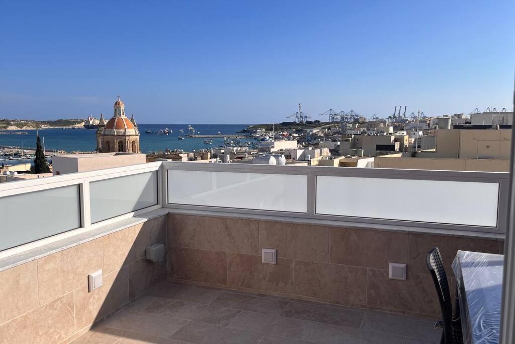 Marsaxlokk 3 Bedroom Penthouse מראה חיצוני תמונה